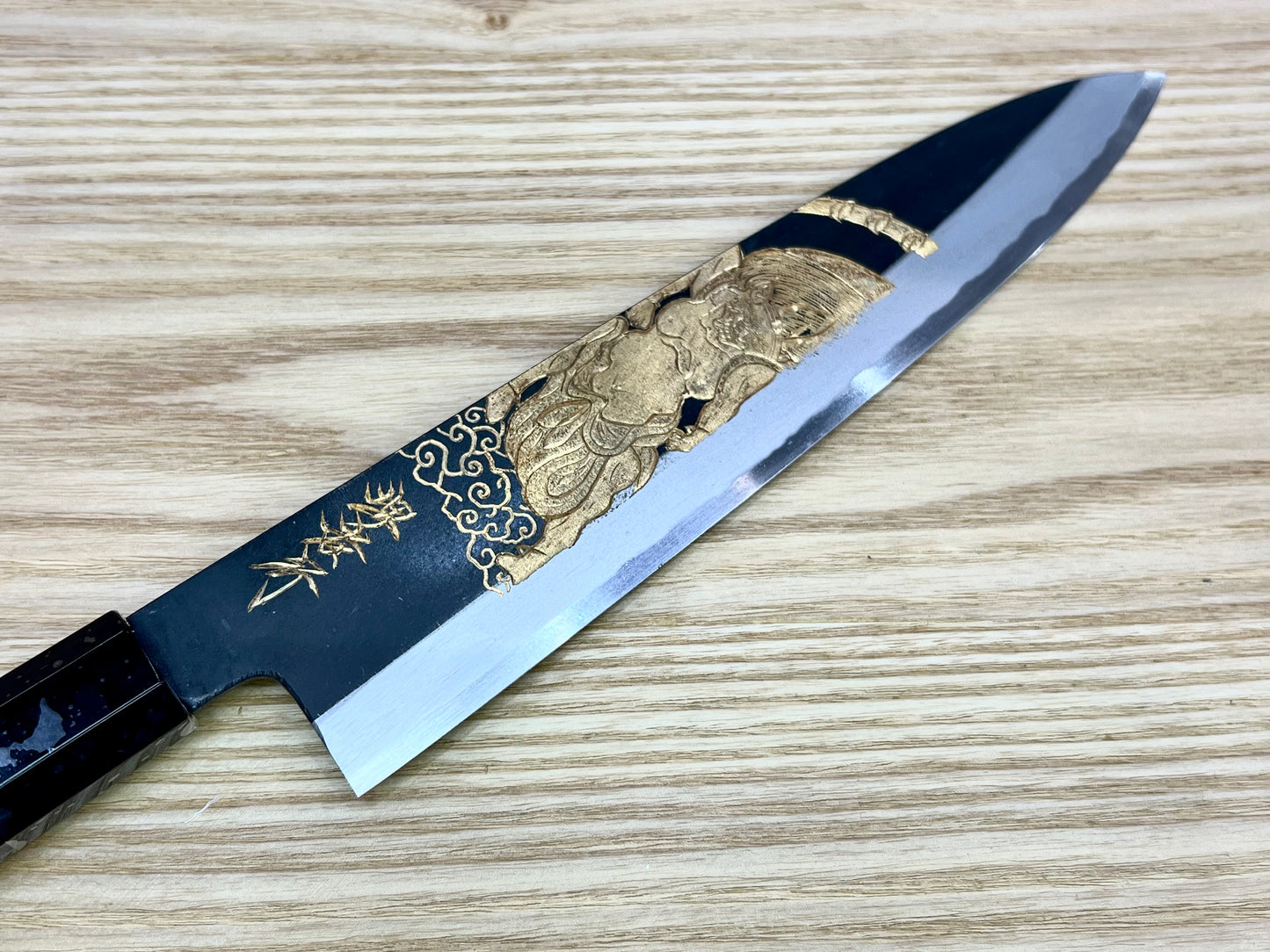 Michiko Kubota Engrave Gyuto 240 mm White 2 Raijin
